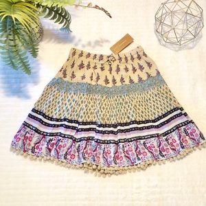 NWT💛Francesca’s Blue Rain Floral, Pompom Skirt